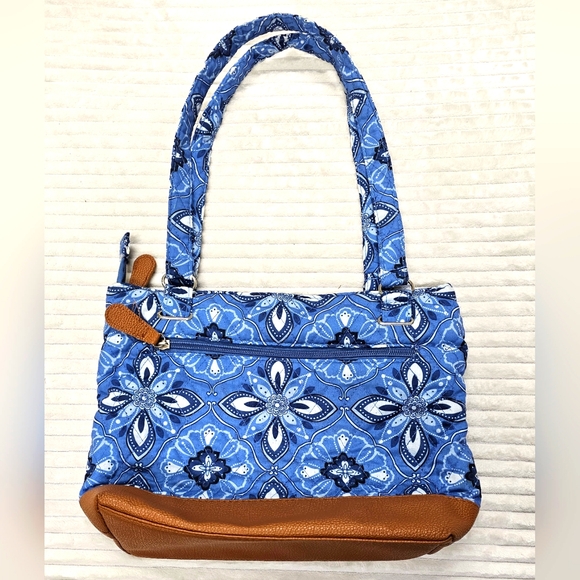 Stone Mountain Donna Floral Quilted Tote Shoulder Bag - Picture 2 of 5